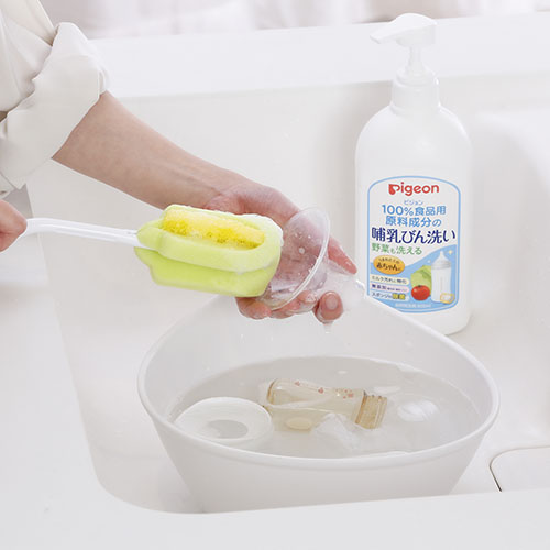 Pigeon Baby Bottle Cleanser (800ml)