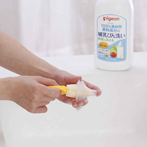 Pigeon Baby Bottle Cleanser (800ml)