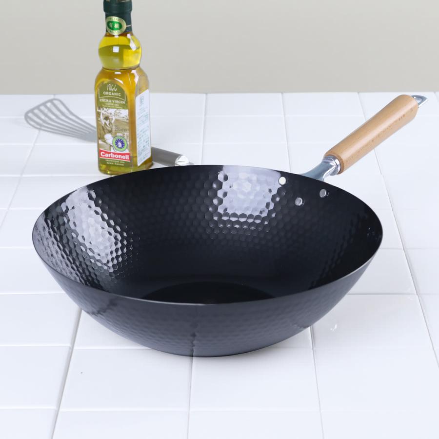 Tamahashi Ultra-Light Hammered Iron Wok 30cm