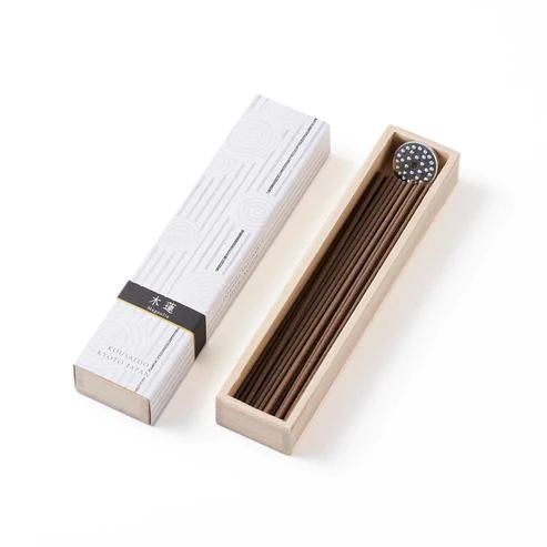 Kousaido Hyakurakuko Sandalwood Incense Stick 13.5 cm Magnolia Fragrance 40 sticks