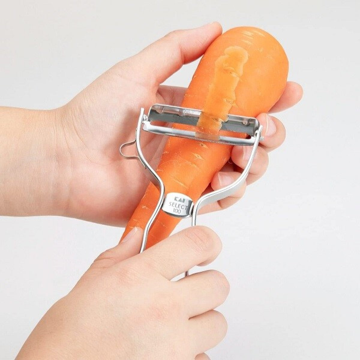 Kai SELECT100 Stainless Steel Peeler